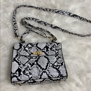 Snake print side bag